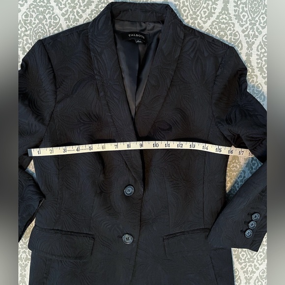 Talbots Two Piece Black Brocade Suit, size 6, Sleeveless Dress and Jacket - Picture 10 of 16
